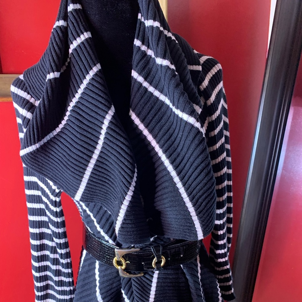 Angelo Tarlazzi versatile hi low, peplum, style black and white strip sweater